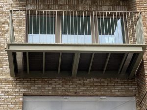 Grand Union Apartments supplied by AJN Steelstock, looking from a wide angle at a balcony from underneath