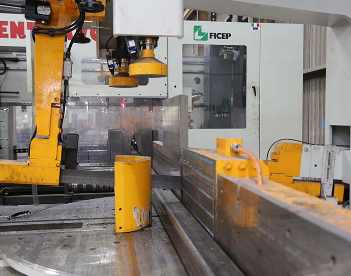 Sandra - AJN The AJN Steelstock FICEP Endeavor cutting machine